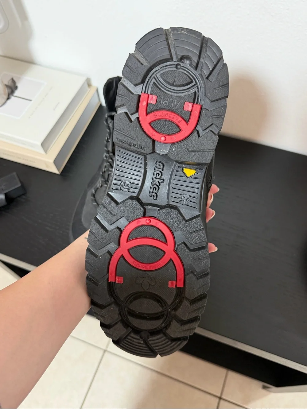 Men’s Black Winter Ankle Boots - Insulated Comfort